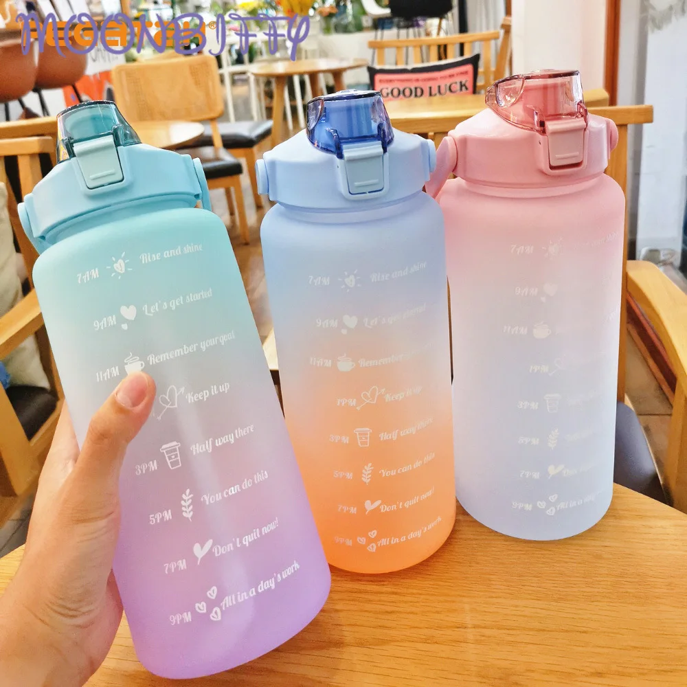 2L Büyük Kapasiteli Su Şişesi Saman Fincan Degrade Renk Plastik su bardakları Zaman İşaretleyici İle açık alan sporları spor şişesi