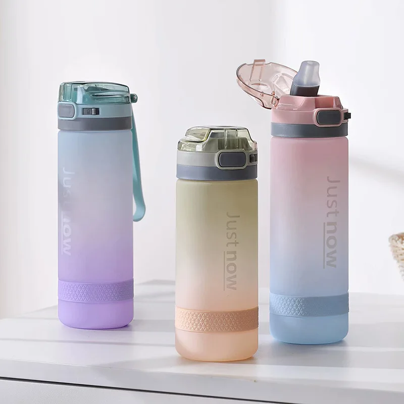 500 ml/600 ml Yeni Moda Su Şişesi Saman BPA Ücretsiz Taşınabilir Açık Spor Sevimli Içme Plastik Şişeler Çevre Dostu