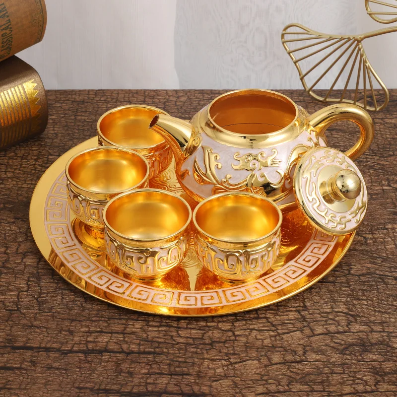 Bir Pot ve Dört Bardak Metal çay seti Kahve Tepsisi ile Avrupa Tarzı Zarif Ev Ofis çay seti çay fincanları ve altlık Setleri