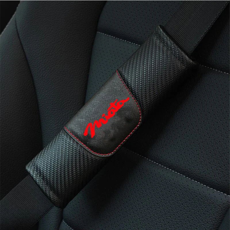 Mazda Miata için 2 adet Moda Karbon Araba Emniyet Kemeri Kapağı Fiber Deri Araba Emniyet Kemeri Omuz Pedi Araba Aksesuarları Araba Styling