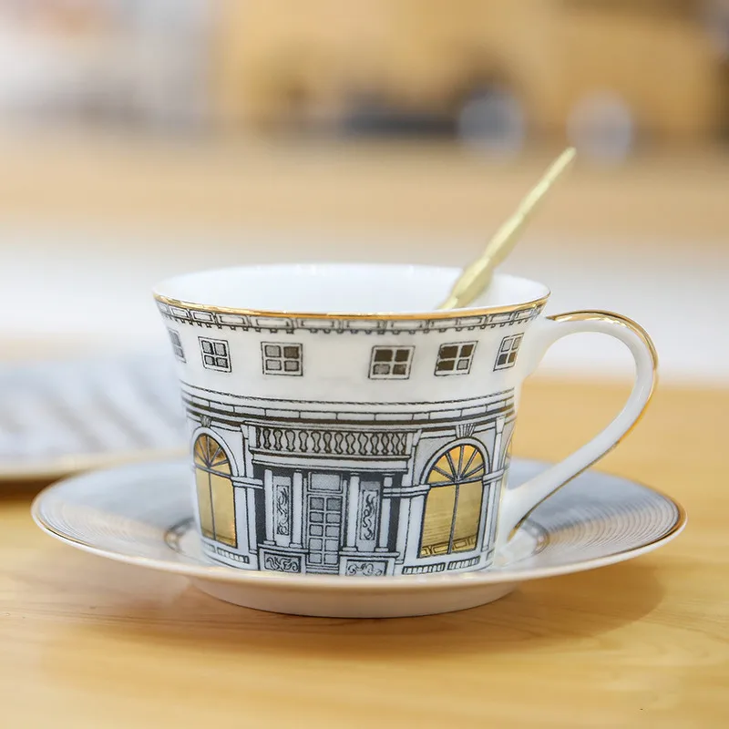 Çay bardağı Kemik Çini Altın Pencere Retro Kuğu Kale Klasik Rüzgar Kahve Fincanı Ev Dekorasyon (içermez kaşık)