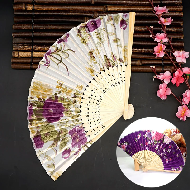 Çin Tarzı Fan Vintage Kumaş Bambu Katlanır El Lotus Fan Dans Düğün Parti Kız Kadın Fotoğraf Prop Soğutma Fanı