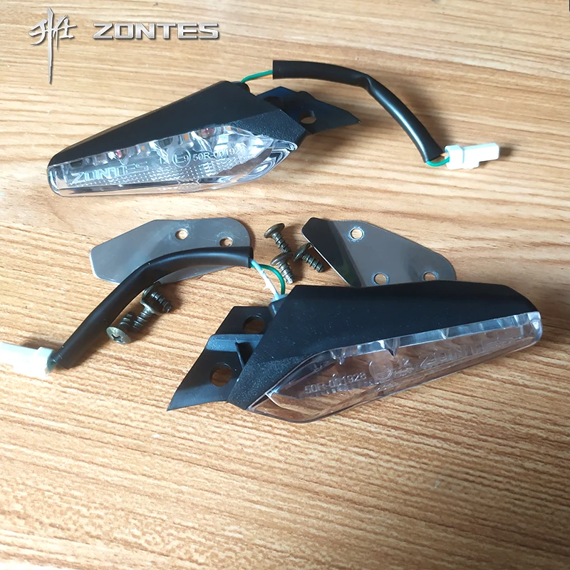 Uygun ZONTES ZT310-VR1R2X1X2T1T2ZT350RXTV motosiklet arka sol ve sağ dönüş sinyali dönüş lambası aksesuarları